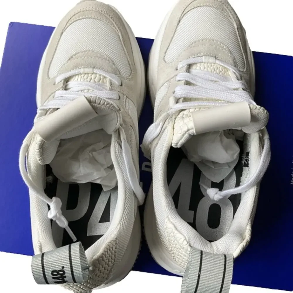 P448 Women's Bambi Sneakers in White Size 7 EUR 37 NEW NIB